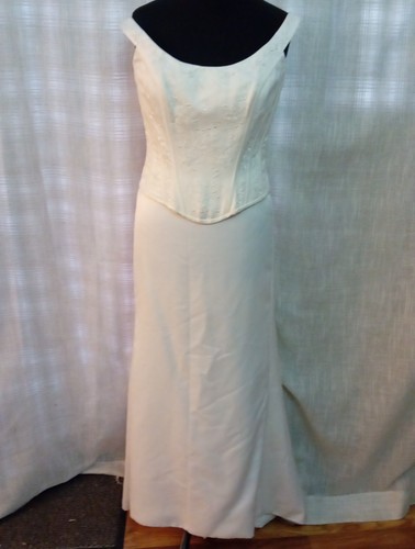 Wedding dress size - , ivory