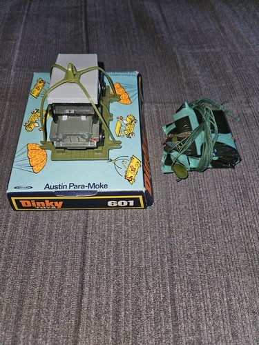 Dinky 601 paramoke with - dinky,