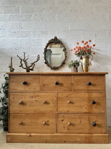 Large vintage farmhouse - large, pine