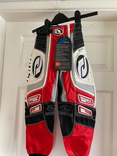 Answer racing red black - racing,