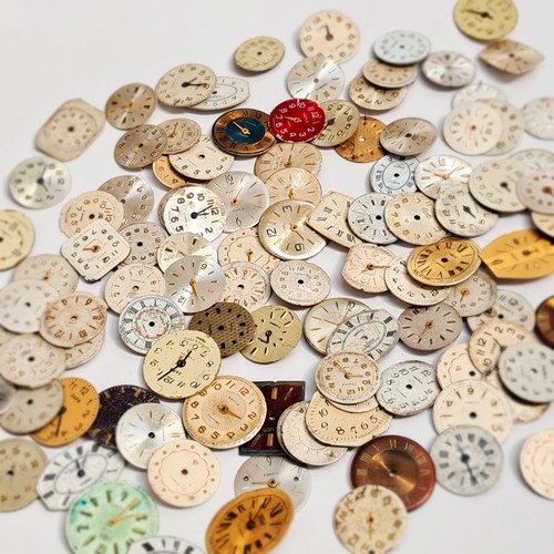 100 vintage watch dials lot - 100,
