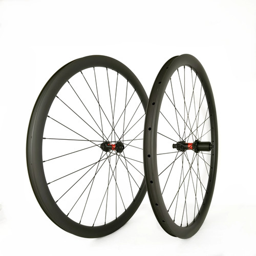 700c road bike - bike, carbon