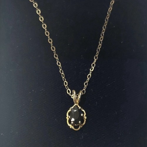 9ct gold necklace with - 9ct, 18”