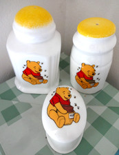 WINNIE THE POOH - CERAMIC SALT & PEPPER POT & TRINKET BOX - Fine Bone China