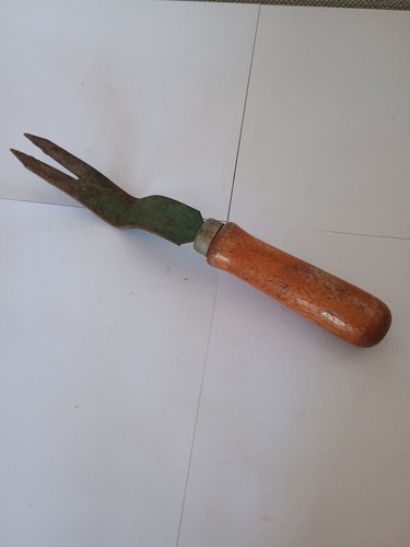Daisy grubber vintage - daisy, wooden