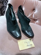 Vintage Old Curiosity Shop-