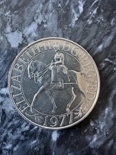 RARE 1977 Queen Elizabeth II Silver Jubilee Commemorative Crown Coin