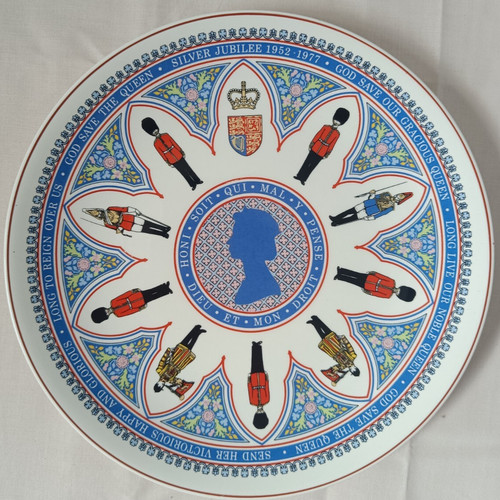 Wedgwood queensware royal - wedgwood,