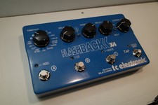 TC Electronic Flashback X4 Delay and Looper Pedal With Original Box Power Supply