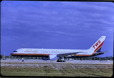 Boeing 757  -35 mm Aircraft