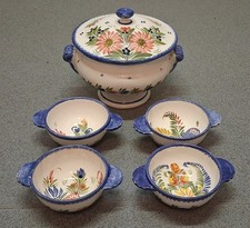 French Quimper Tureen With Lid and 4 Bowls with Lugs