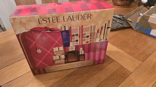 Estee lauder blockbuster gift - lauder,