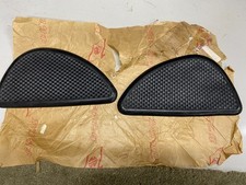 KAWASAKI NOS FUEL TANK KNEE PAD SET A7 A7SS Avenger