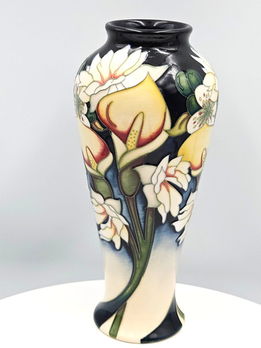 Moorcroft unique trial vase - unique,