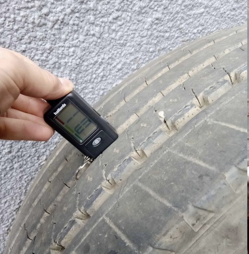 385 lorry wheel and - lorry,