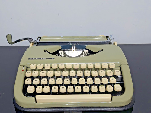 Maritsa portable typewriter - maritsa,