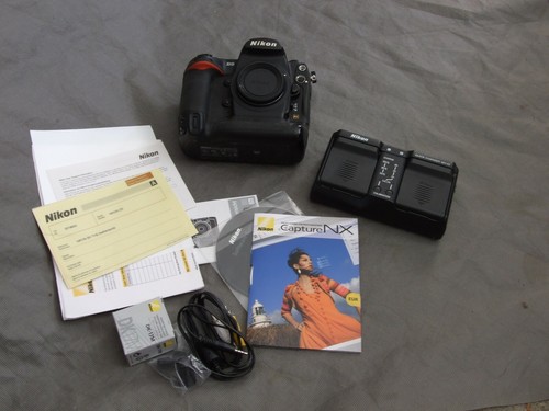 Nikon camera with 36022 - nikon,