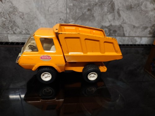 Tonka mini 1970s - mini, dump