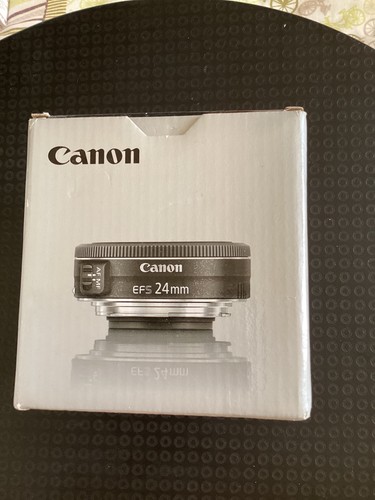 Canon 24mm 8 - 24mm, f/2.8