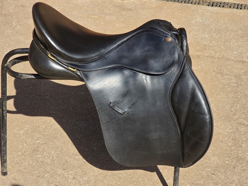 Bates caprilli gp saddle - bates,