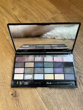 FCUK  Eye And Lip oh so urban