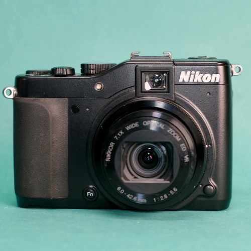 Nikon coolpix p7000 digital - coolpix,