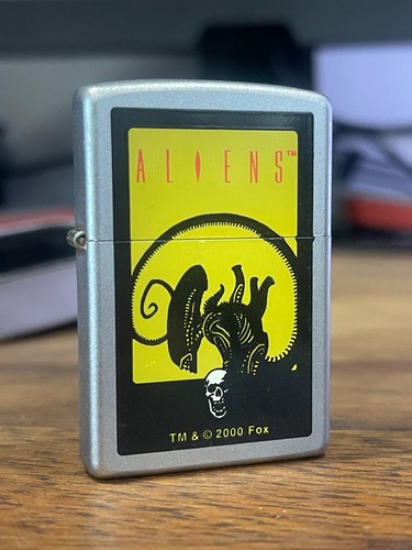Zippo dark horse comics - dark, aliens