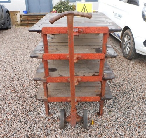 Used antique wooden - antique, tuglift