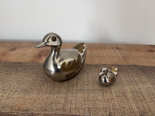 Silver plate duck trinket - plate, box