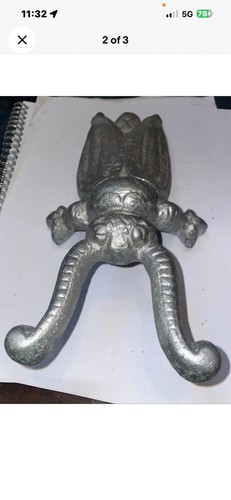 Metal beetle boot jack - metal,