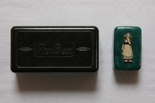 Retro Vintage 1930s 1940s Bakelite Pin Box Made In England & Dutch Girl Pin Box