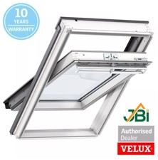Velux Roof Window GGL2070 CK02 - 55x78cm - White Painted Manual Centre Pivot