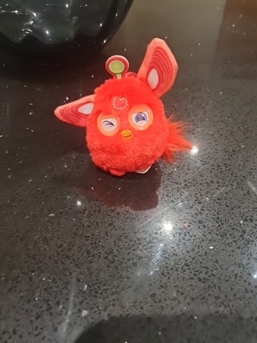 Mini furby mcdonalds - furby,