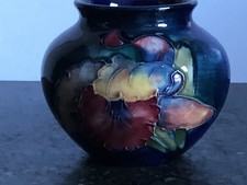 STUNNING VINTAGE MOORCROFT
