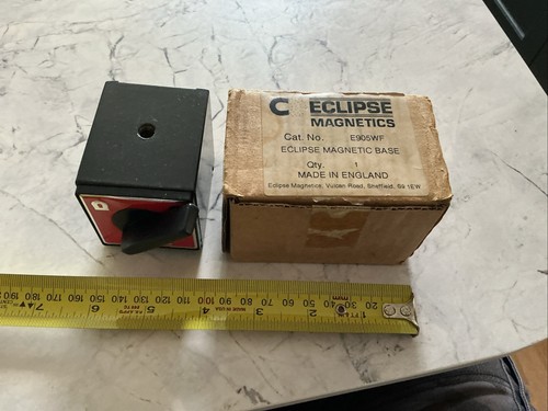 Eclipse switched magnetic base - switched,