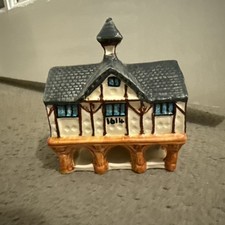 DEVONMOOR ART POTTERY - THE