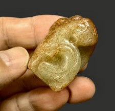 A beautiful Song Dynasty Hetian jade dragon and phoenix relief pendant