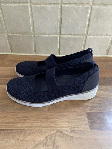 Easy street hedda - , slip