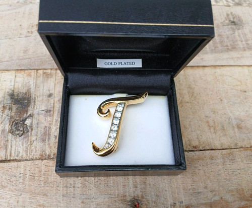 Costume brooch letter gold - costume,
