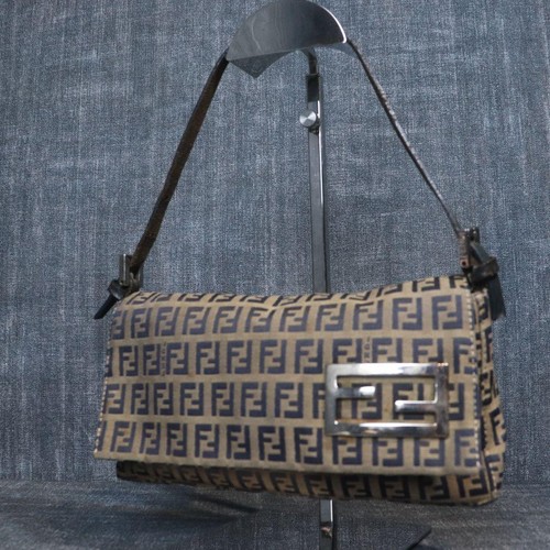 Fendi zucchino mamma baguette - fendi,