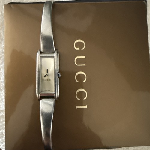 Gucci 1500l ladies quartz - gucci,