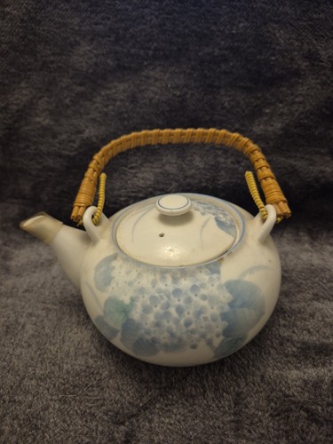 Vintage japanese teapot - japanese,