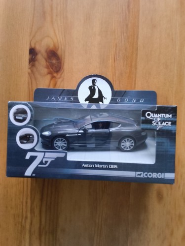 Corgi cc03802 james - corgi,