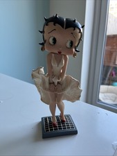 Betty Boop Cool Breeze
