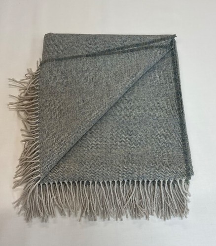 Pure wool fringed - pure,