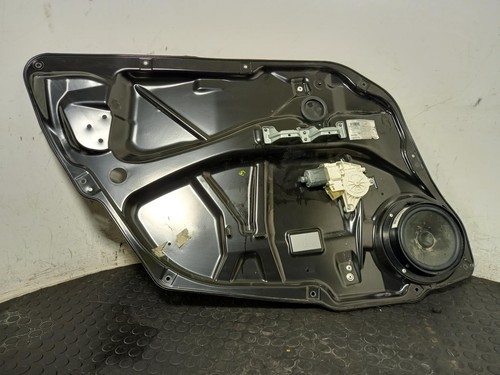 Mercedes class window - r,