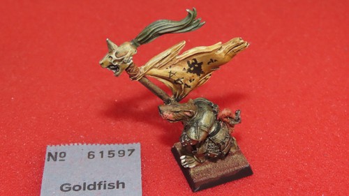 Skaven stormvermin standard - skaven,