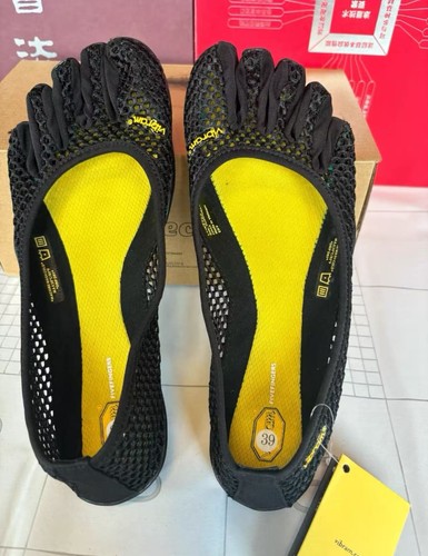 Women vibram five fingers - women,