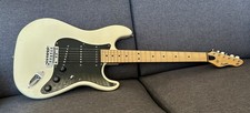 Peavey Predator cream white