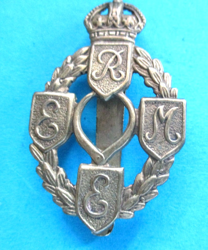 Reme brass metal cap badge - metal,